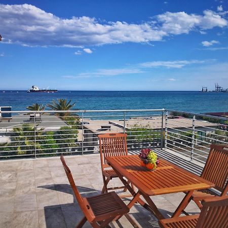 Appartamento Deluxe Con Terrazza Sul Mare Savona Eksteriør billede