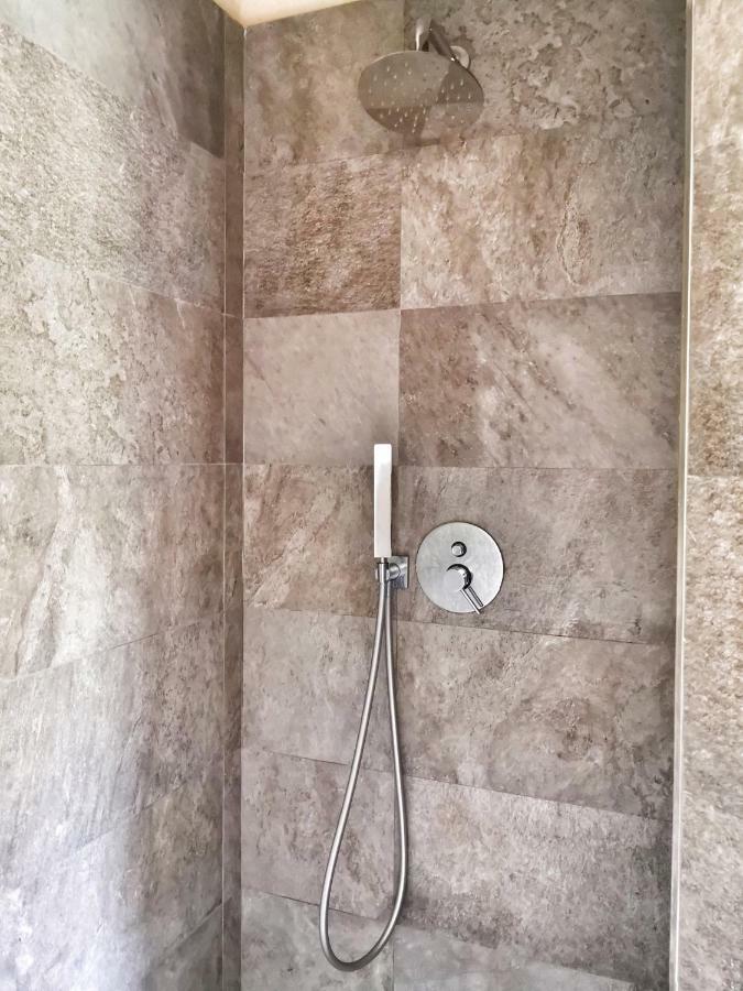 Appartamento Deluxe Con Terrazza Sul Mare Savona Eksteriør billede